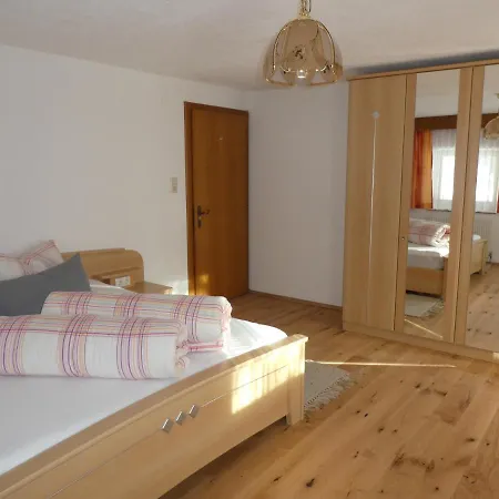 Bauernhof Kuen * Лангенфельд