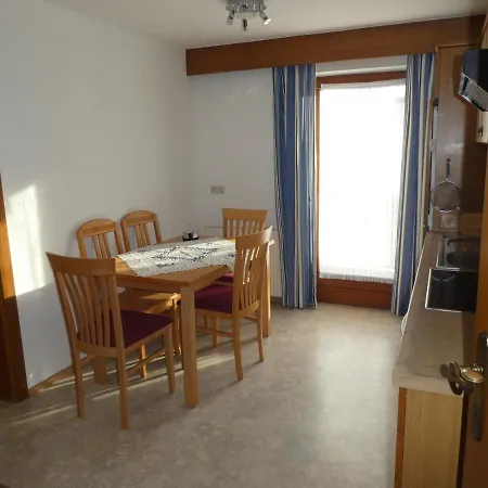 Bauernhof Kuen * Лангенфельд