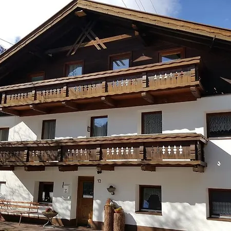 Bauernhof Kuen Фермерский дом Лангенфельд